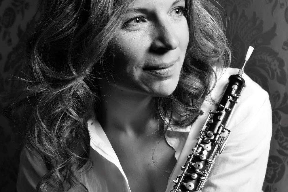 Alison Teale image