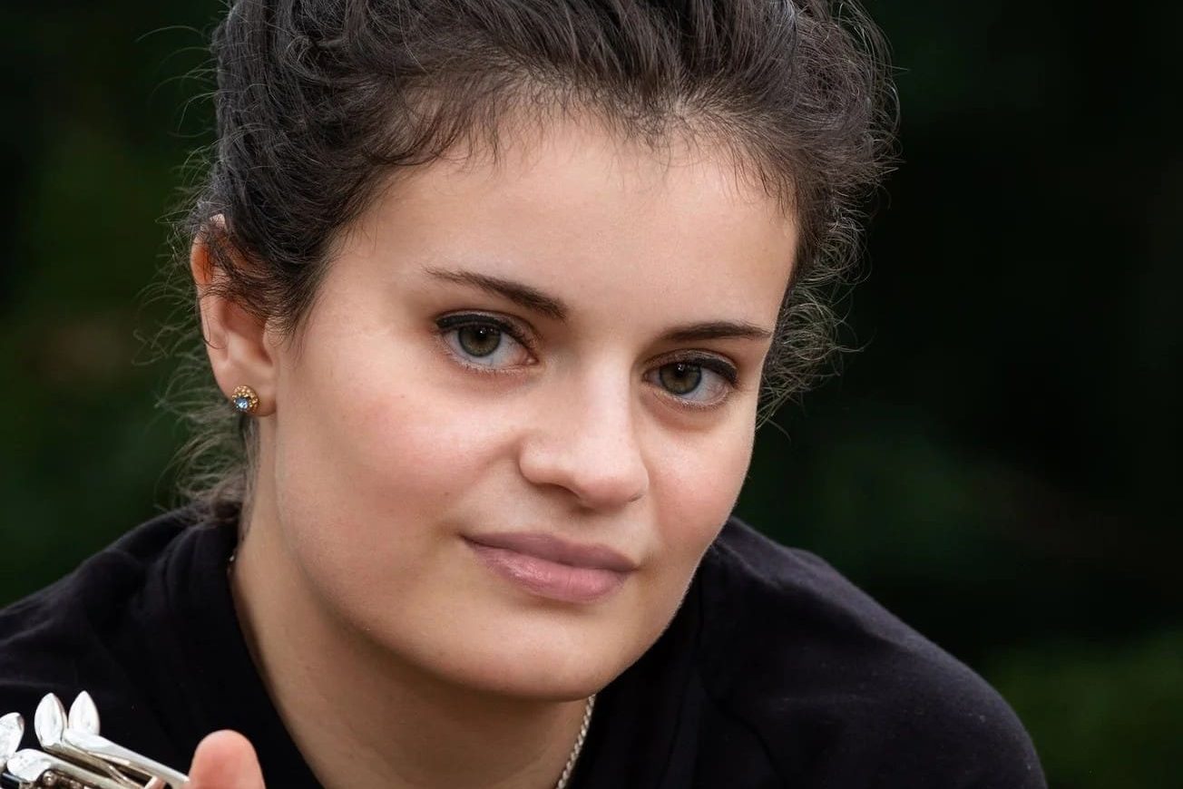 Julia DeRosa image